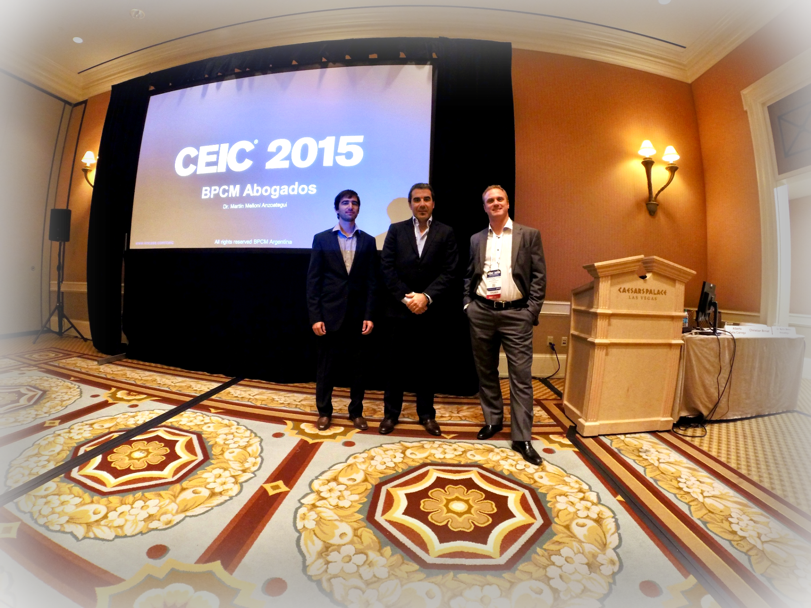 Equipo de BPCM en el escenario del CEIC 2015